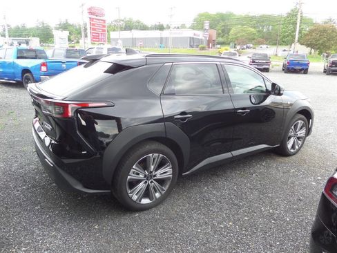 Used 2023 Subaru Solterra AWD image 4