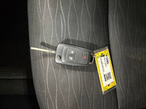 Used 2016 Buick Encore FWD image 37