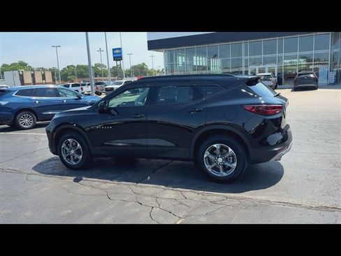 Certified 2024 Chevrolet Blazer LT w/ Convenience Package FWD image 6