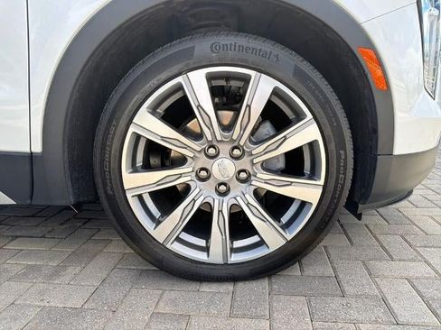 Certified 2023 Cadillac XT4 Premium Luxury FWD image 10
