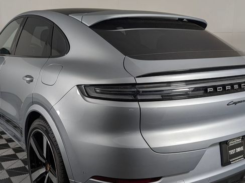New 2026 Porsche Cayenne S AWD/4WD image 16