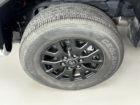 Used 2025 Toyota 4Runner SR5 image 11