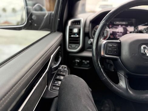 Used 2019 RAM 2500 Laramie image 8