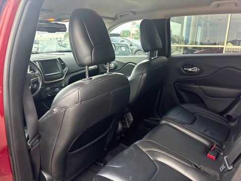 Used 2017 Jeep Cherokee Limited AWD/4WD image 33