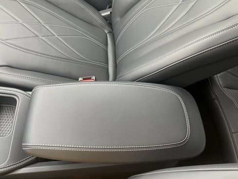 New 2025 Ford Mustang Mach-E Select w/ Comfort Package Lite image 38