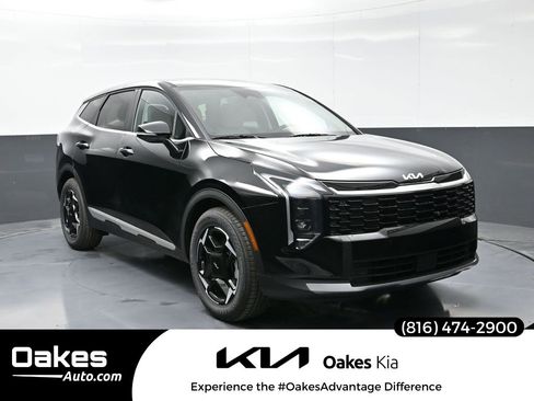 Certified 2026 Kia Sportage EX image 1