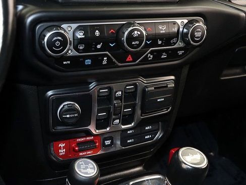 Used 2021 Jeep Wrangler Unlimited Rubicon 4xe w/ Cold Weather Group image 21