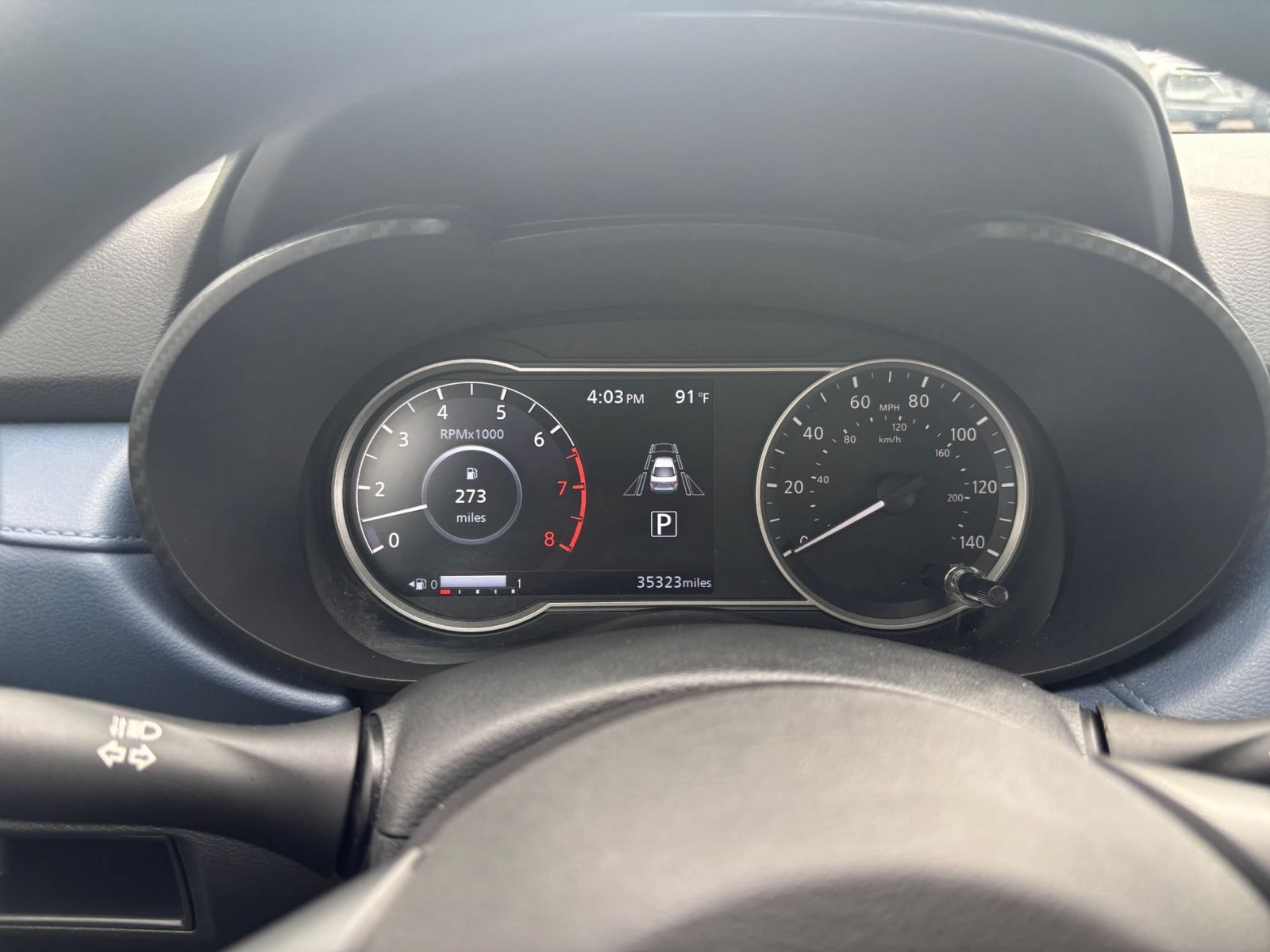 Used 2025 Nissan Versa SV FWD image 34