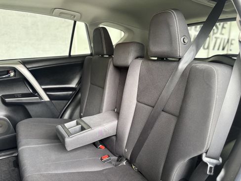 Used 2018 Toyota RAV4 XLE image 24