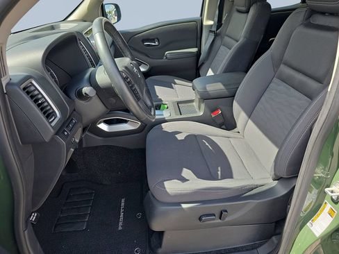 Used 2024 Nissan Frontier SV w/ SV Convenience Package RWD image 49
