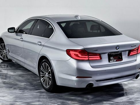 Used 2019 BMW 530i xDrive image 12