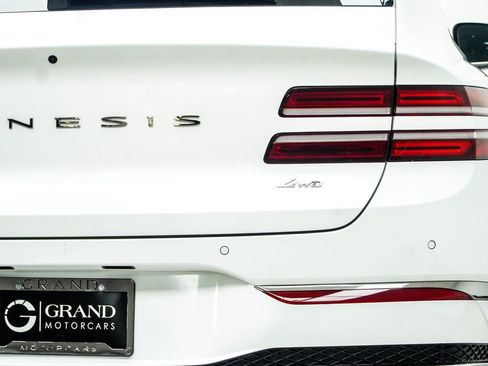 Used 2025 Genesis GV80 2.5T Standard AWD/4WD image 15