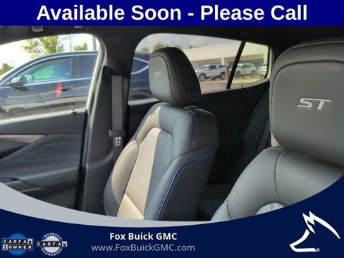 Used 2024 Buick Envista Sport Touring w/ Convenience I Package FWD image 11