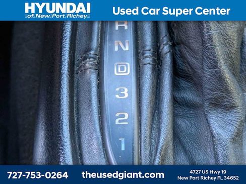 Used 1998 Chevrolet Corvette Coupe w/ Roof Pkg image 26