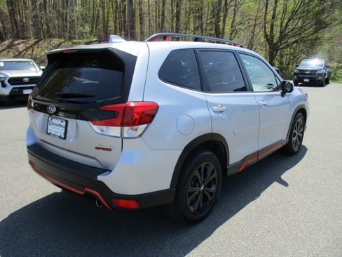 Used 2019 Subaru Forester Sport AWD/4WD image 5