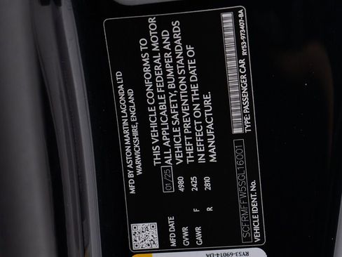 Used 2025 Aston Martin DB12 Coupe image 44