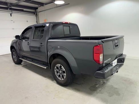 Used 2015 Nissan Frontier Desert Runner image 5