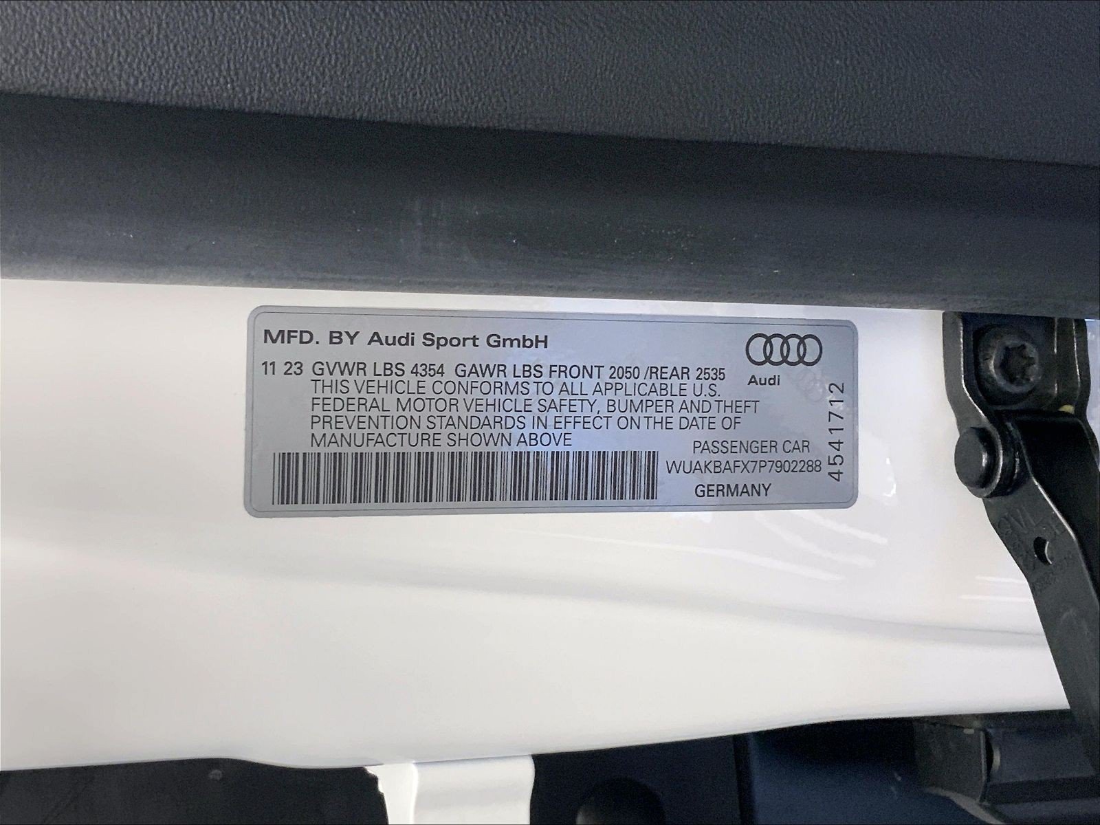 Certified 2023 Audi R8 V10 performance AWD/4WD image 28
