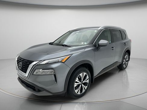 Used 2023 Nissan Rogue SV w/ SV Premium B Package AWD/4WD image 3