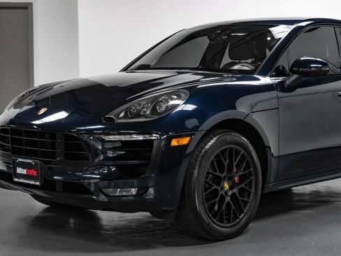 Used 2018 Porsche Macan GTS AWD/4WD image 7