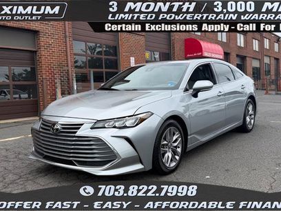 Used 2022 Toyota Avalon XLE w/ Moonroof Package
