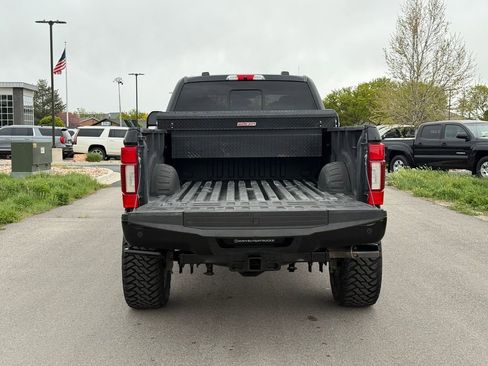 Used 2021 Ford F350 Platinum AWD/4WD image 12