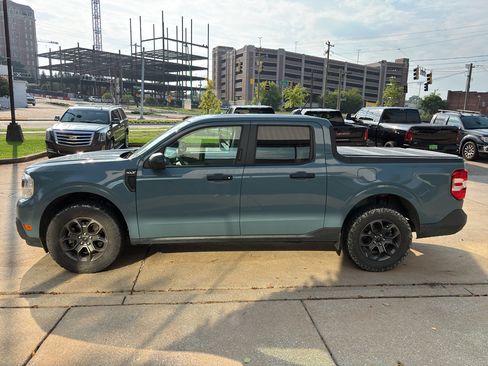 Used 2022 Ford Maverick XLT FWD image 5
