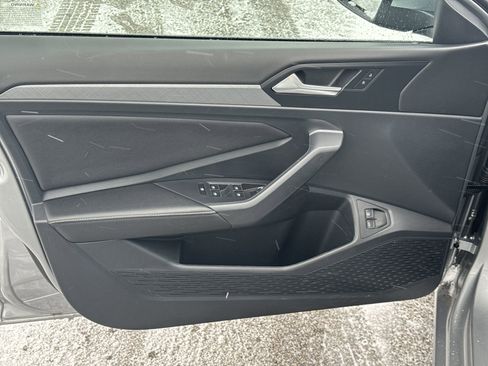 Used 2022 Volkswagen Jetta SE w/ Panoramic Sunroof Package image 23