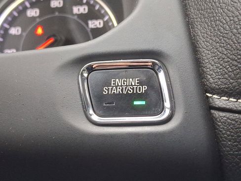 Used 2021 GMC Acadia SLE w/ Driver Convenience Package image 45