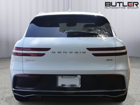 Used 2026 Genesis GV70 2.5T image 6