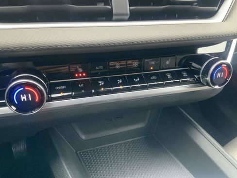 New 2026 Chevrolet Equinox LT w/ Convenience Package II image 23