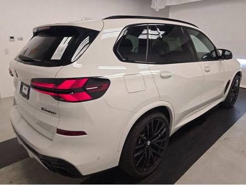 Used 2025 BMW X5 M60i w/ Executive Package AWD/4WD image 3