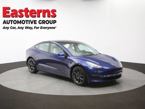 Used 2022 Tesla Model 3 Long Range AWD/4WD image 43