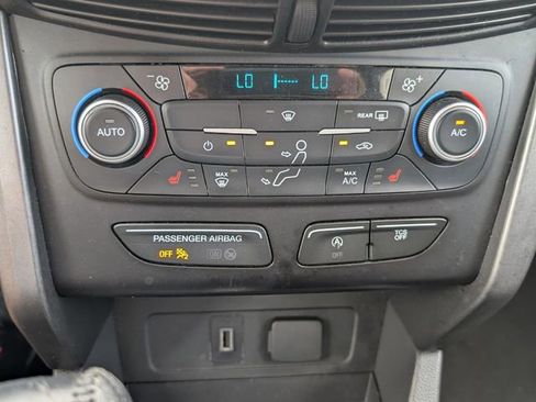 Used 2018 Ford Escape SE image 26
