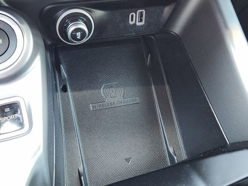 Used 2024 Dodge Hornet R/T Plus image 25