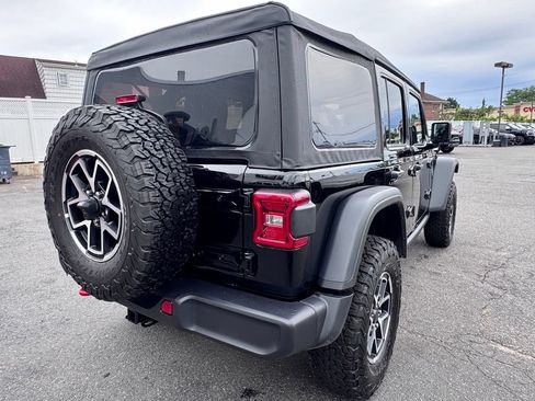 Used 2026 Jeep Wrangler Unlimited Rubicon AWD/4WD image 7