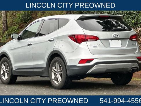 Used 2018 Hyundai Santa Fe Sport image 5