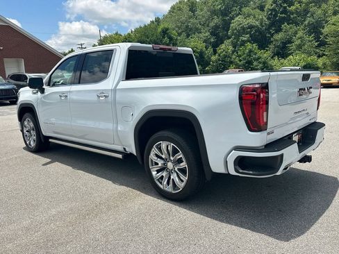 New 2026 GMC Sierra 1500 Denali w/ Denali Reserve Package AWD/4WD image 9