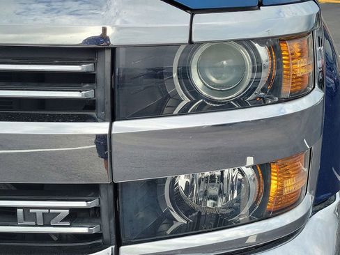 Used 2018 Chevrolet Silverado 3500 LTZ w/ Duramax Plus Package image 10