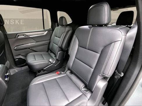 New 2026 GMC Acadia Elevation w/ Super Cruise Package AWD/4WD image 11
