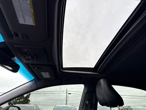 Used 2019 Toyota Avalon Touring image 22