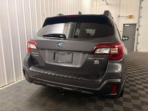 Used 2018 Subaru Outback 2.5i Limited AWD/4WD image 26