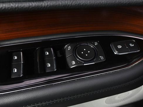 Used 2022 Lincoln Navigator Reserve image 24