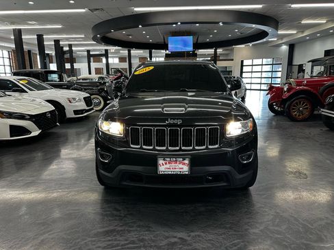 Used 2015 Jeep Grand Cherokee Laredo w/ Quick Order Package 23E AWD/4WD image 2