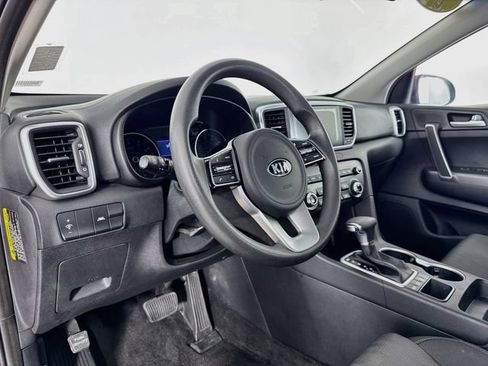 Used 2021 Kia Sportage LX AWD/4WD image 9