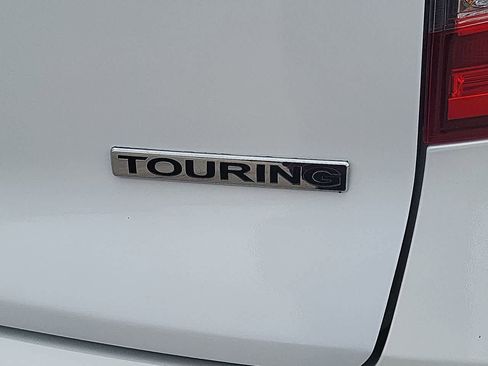 Used 2022 Honda Pilot Touring image 15