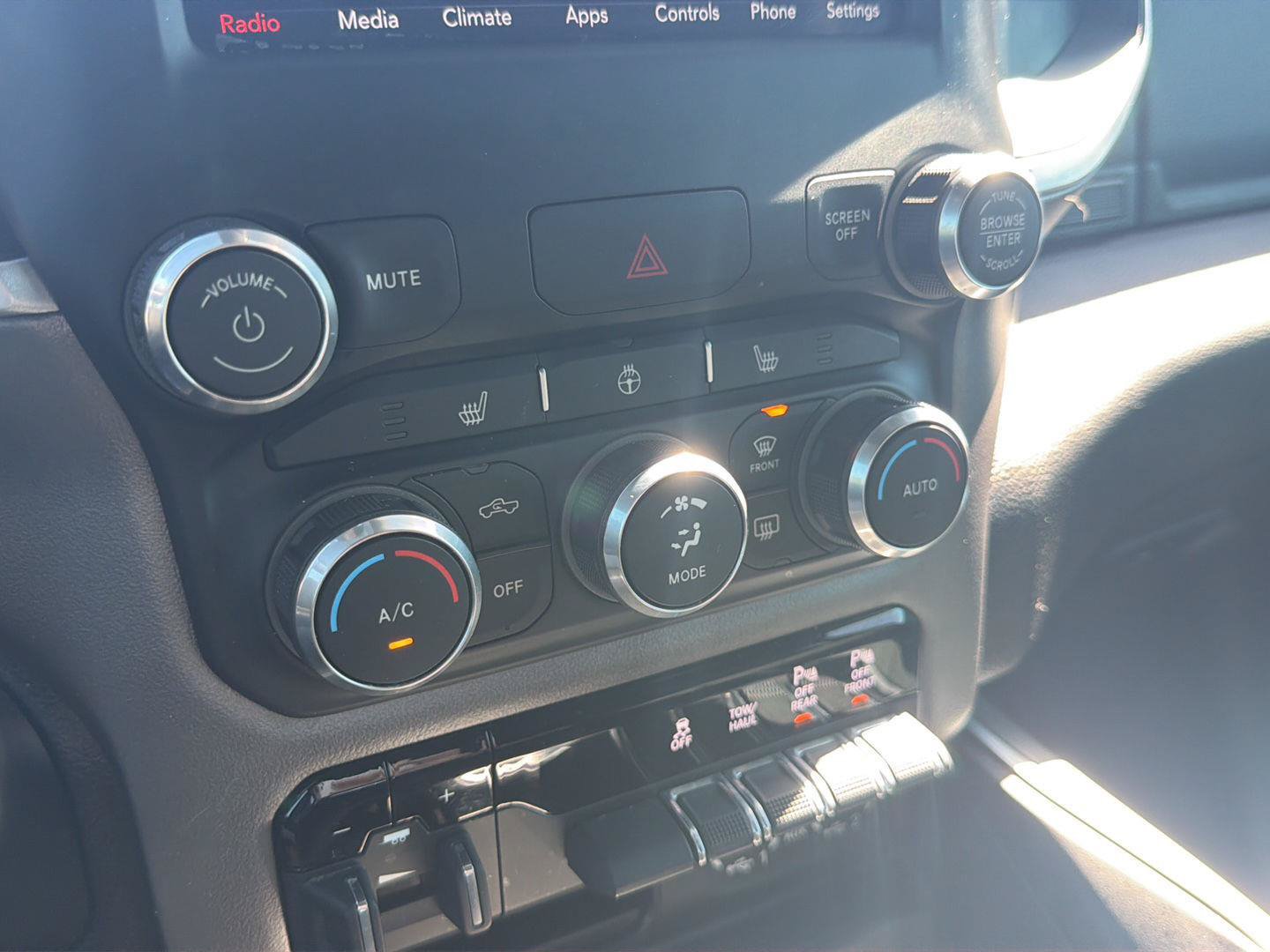Used 2021 RAM 1500 Big Horn RWD image 27