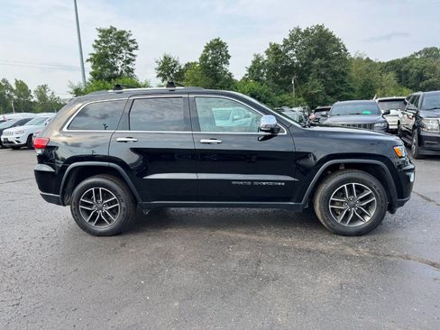 Used 2020 Jeep Grand Cherokee Limited AWD/4WD image 6