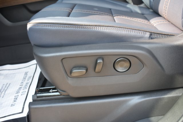 New 2026 Chevrolet Silverado 1500 High Country w/ High Country Premium Package AWD/4WD image 17
