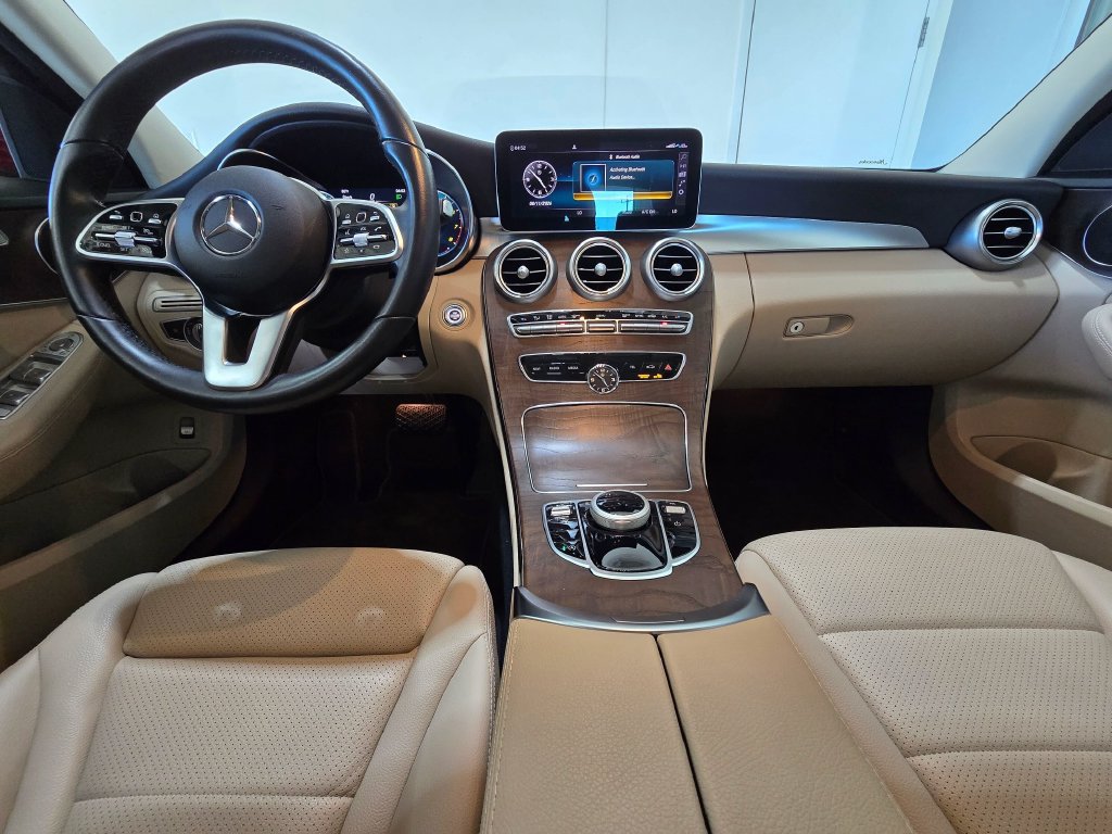 Used 2021 Mercedes-Benz C 300 4MATIC Sedan image 9